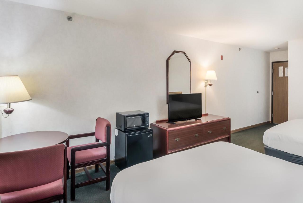 Americas Best Value Inn-Wenona מראה חיצוני תמונה