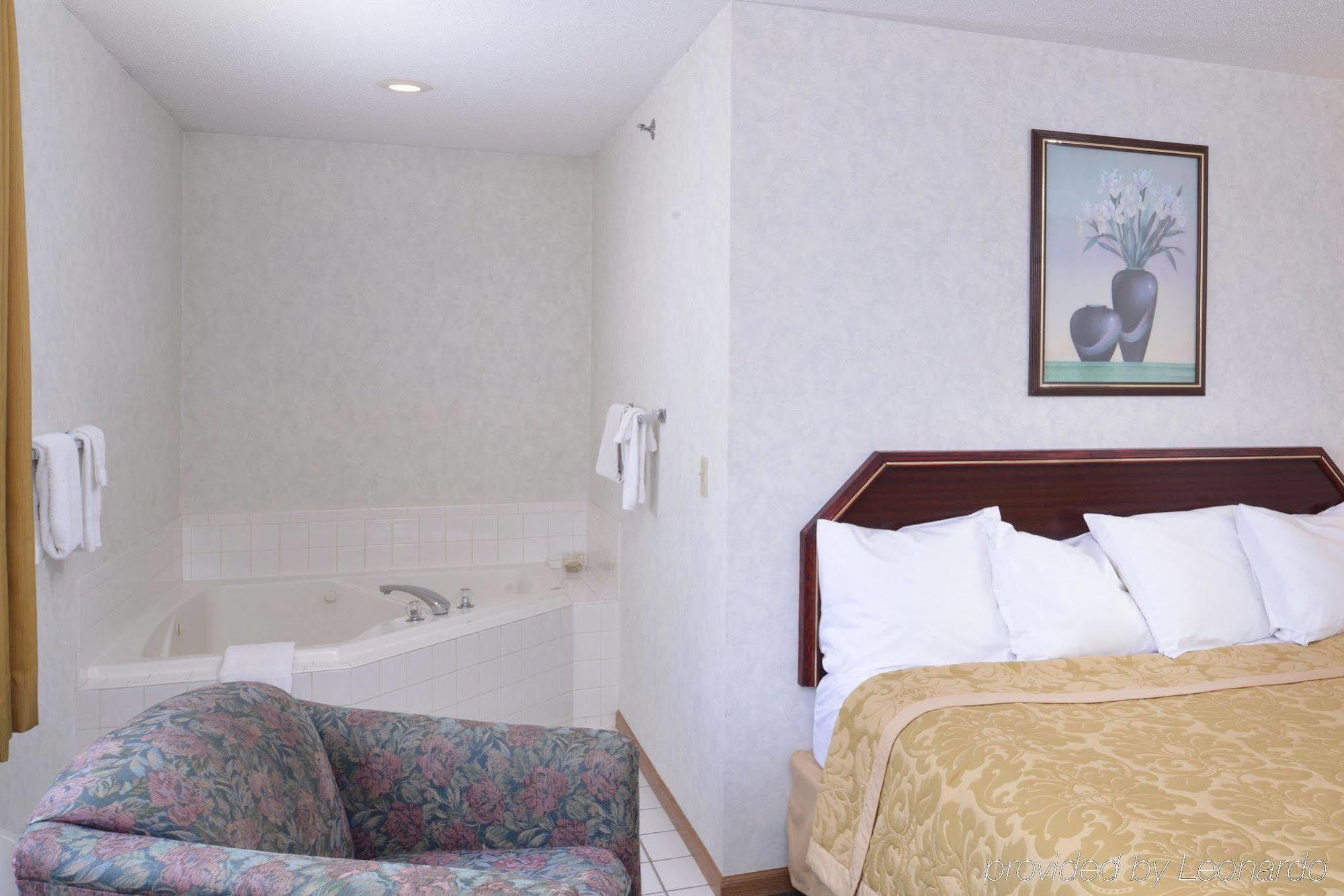 Americas Best Value Inn-Wenona מראה חיצוני תמונה
